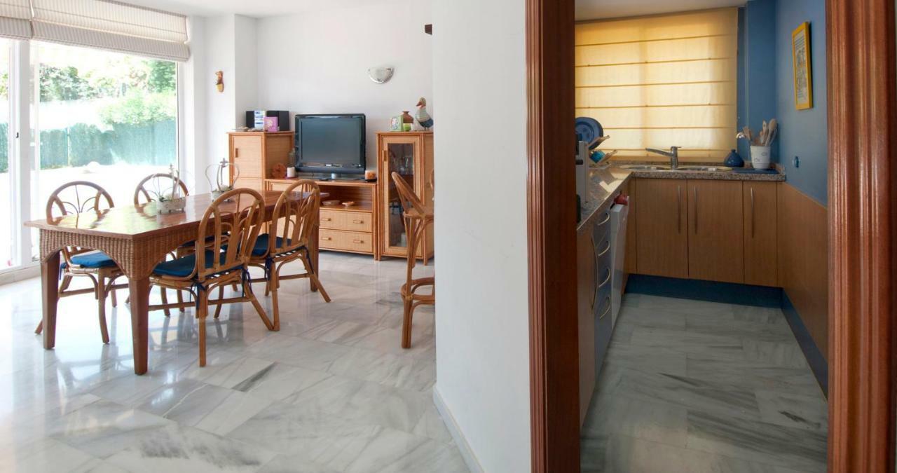 Apartament Les Tonyines リャンサ エクステリア 写真
